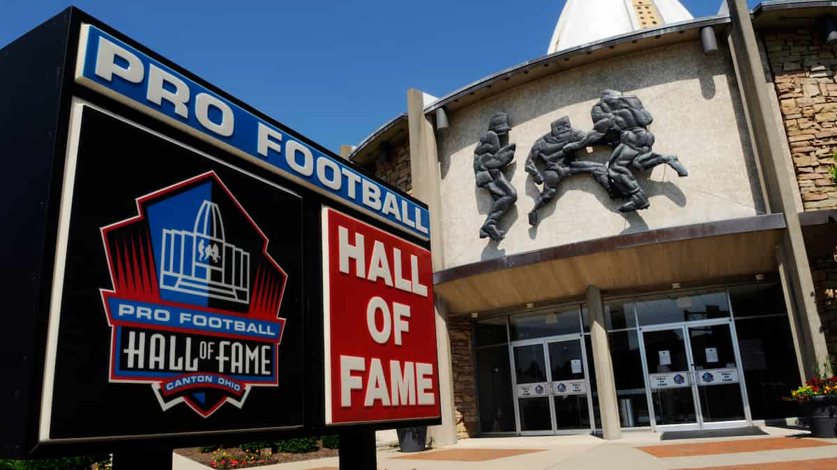 Pro Football HOF Applies to Host Ohio Sportsbook