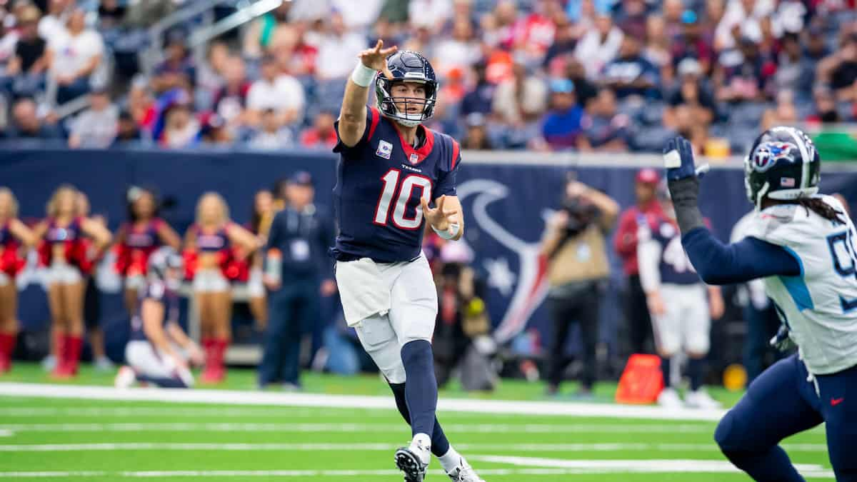 Texans vs. Eagles Player Props: Thursday Night Football Prop Bets (Week 9)