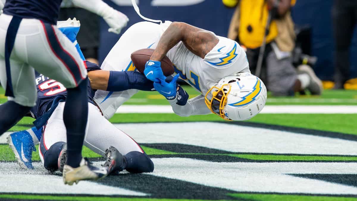 Week 16 Monday Night Football: Los Angeles Chargers at Indianapolis Colts  Betting & DFS Preview