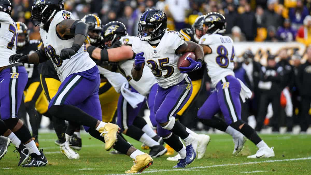 Rested Ravens gear up for showdown with unbeaten Steelers