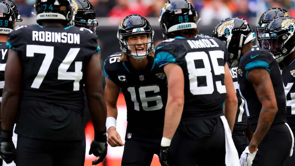 Jaguars vs Chiefs Props: Trevor Lawrence, Marvin Jones Picks & Same-Game  Parlay