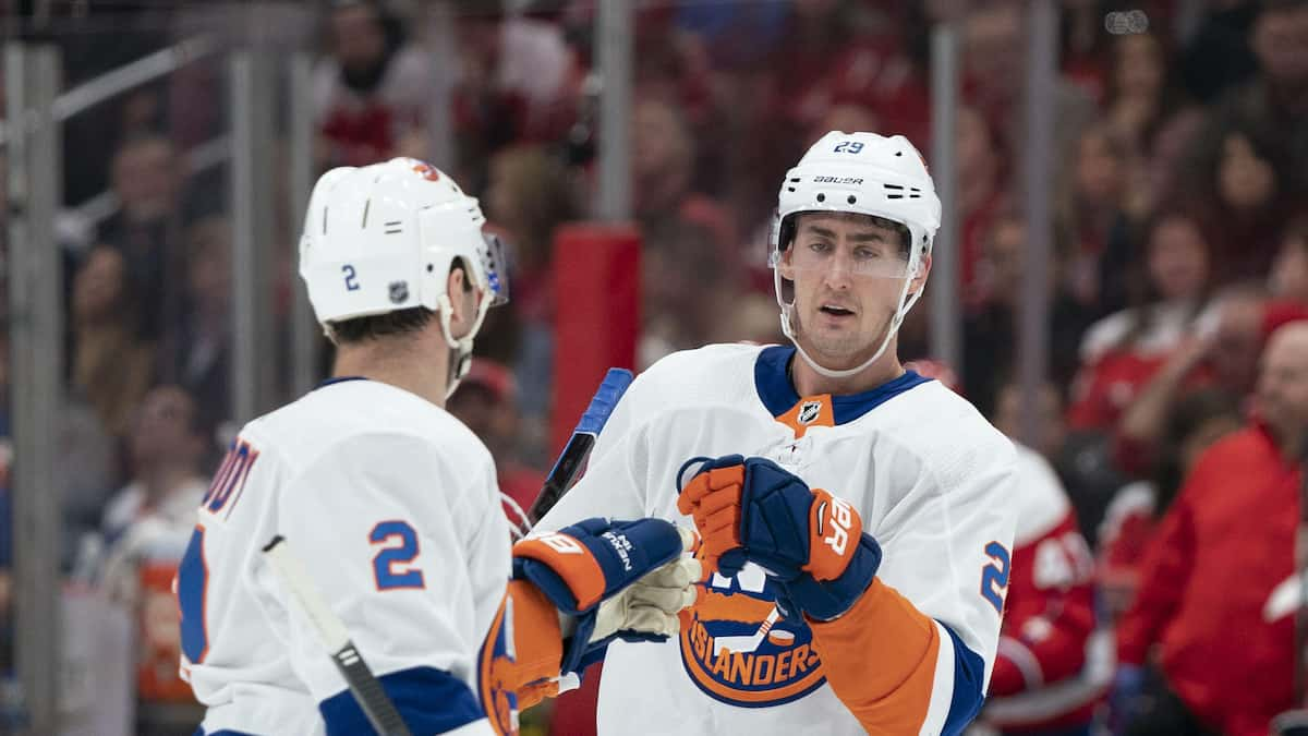 Jets Vs Islanders NHL Betting Odds Picks & Tips