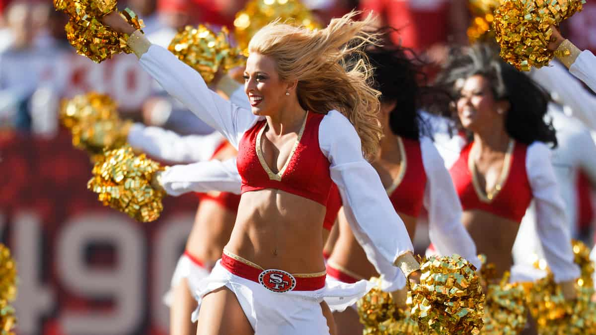 SI.com: NFL Cheerleaders (NFC) – Ultimate Cheerleaders