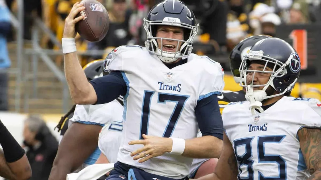 Dolphins vs. Titans predictions: Picks, best bets for Week 17 NFL matchup -  DraftKings Network