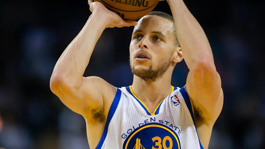 Stephen Curry Player Props: Three-Pointer Props and Odds vs. the Trail  Blazers - Sunday, December 17, 2023 - Bleacher Nation