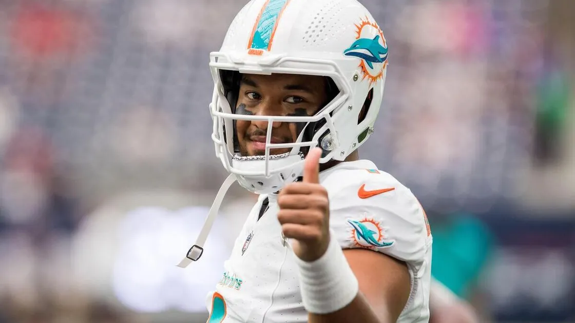 NFL Player Props for Week 4: Picks for Tua Tagovailoa, Justin Fields & More  (Oct. 1)