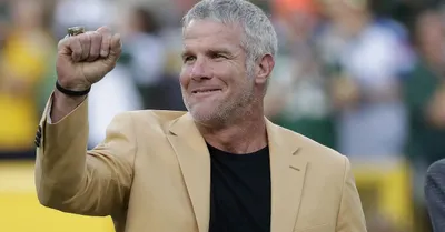 Brett Favre Latest to Join Superstar Pitchman Status for Sportsbook