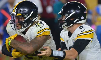Miami Dolphins vs Pittsburgh Steelers: Predictions and Odds (NFL Week 8)