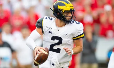Iowa Hawkeyes vs Michigan Wolverines: Predictions, Odds and Roster Notes