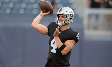 Quarterback Derek Carr's 2019 Output with Oakland Raiders - Odds and Predictions