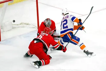 New Jersey Devils vs New York Islanders: Predictions, Odds and Roster Notes