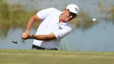 LIV Golf Adelaide: Mickelson Can Ride the Wave