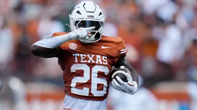 Best NCAAF Week 2 Parlay Picks: Texas Wins Big in the Big House