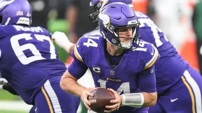 Vikings vs. Bears Picks, Predictions & Player Props: Sam Darnold Is on Fire