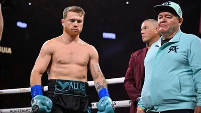 Saul Alvarez vs. Terence Crawford: Betting Odds, Predictions, and Fight Preview