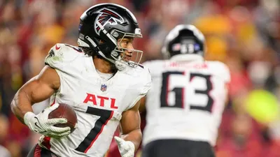 Anytime Touchdown Scorer Predictions in Week 8: Bijan Robinson in a Position to Thrive
