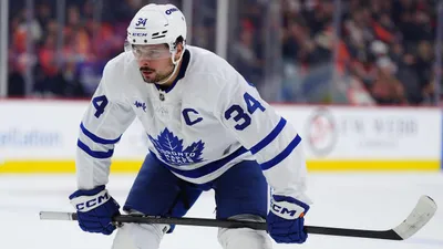 Best NHL Prop Bets Today: Fade the Blackhawks Underwhelming Front Line