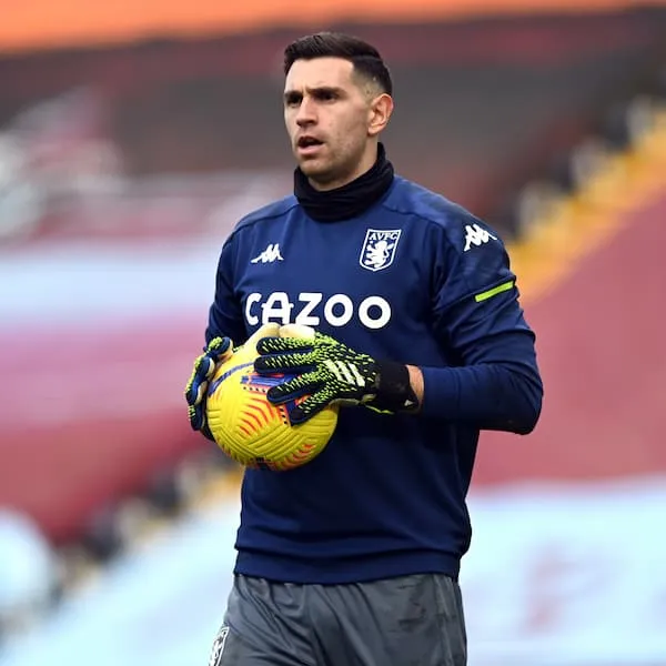 Emiliano Martinez (Aston Villa)