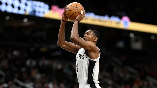 NBA Player Props and Best Bets: LeBron James, De’Aaron Fox & More Picks for Sunday, April 12