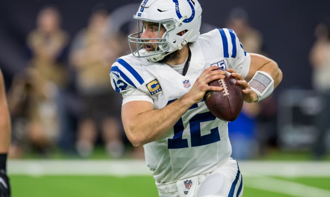 Colts QB Andrew Luck throwing again, says he doesn't need more surgery