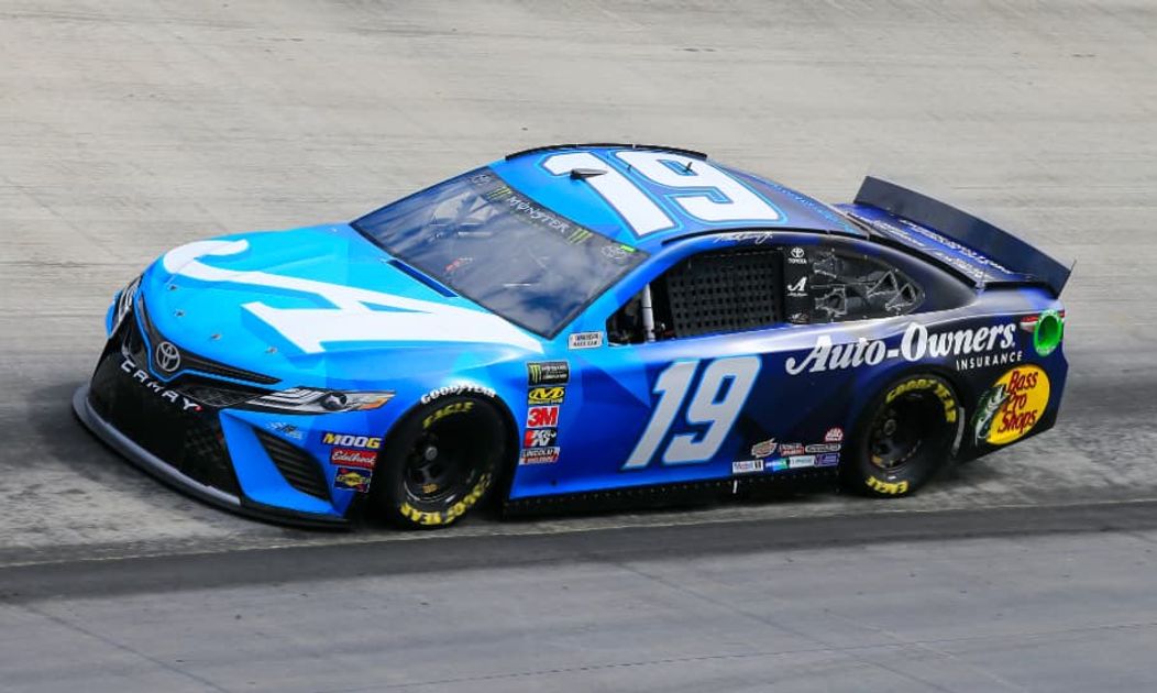 Gander RV 400 at Dover Speedway Predictions & Odds